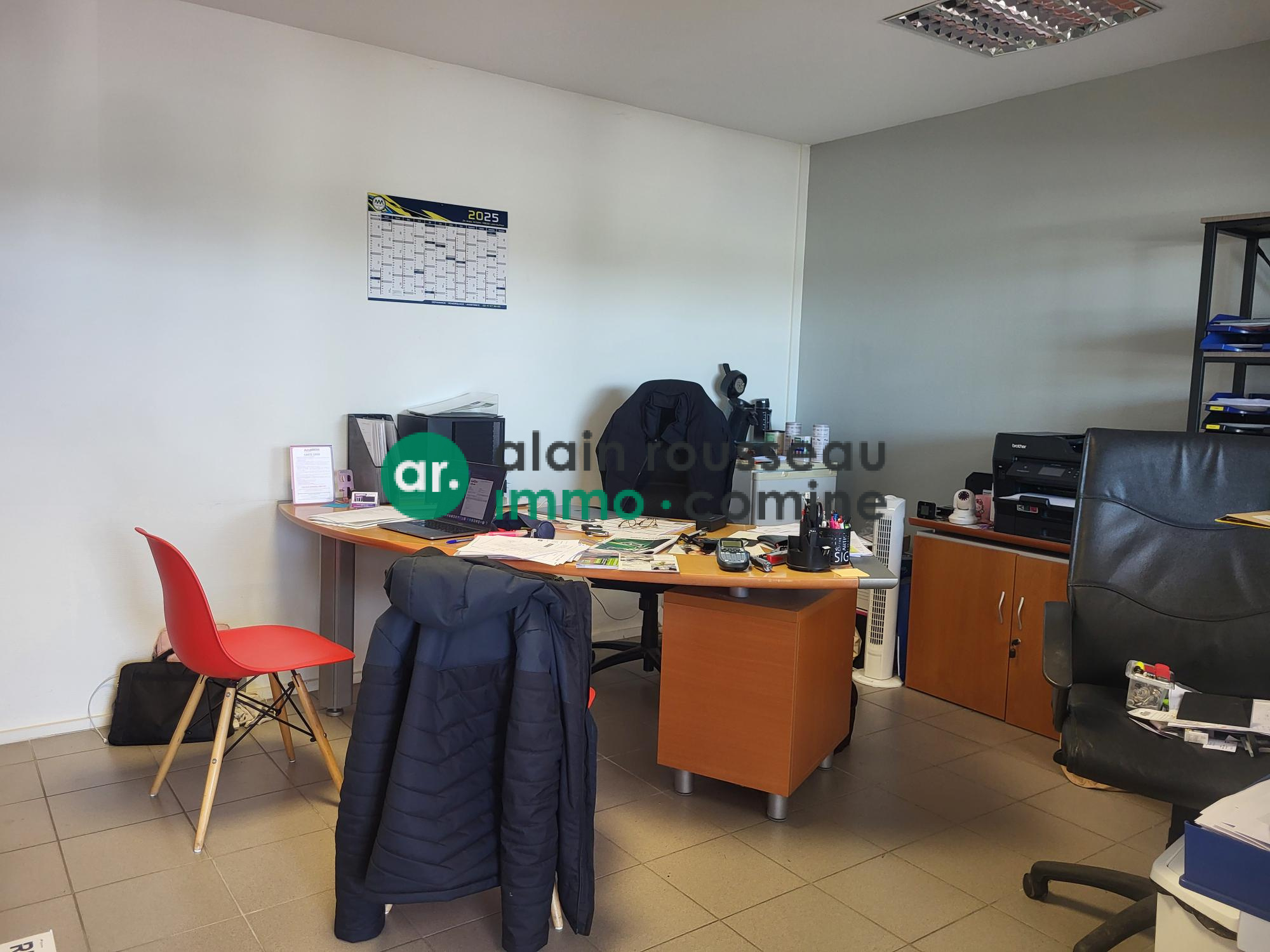 Local D’activité 250m² – Brain sur l authion