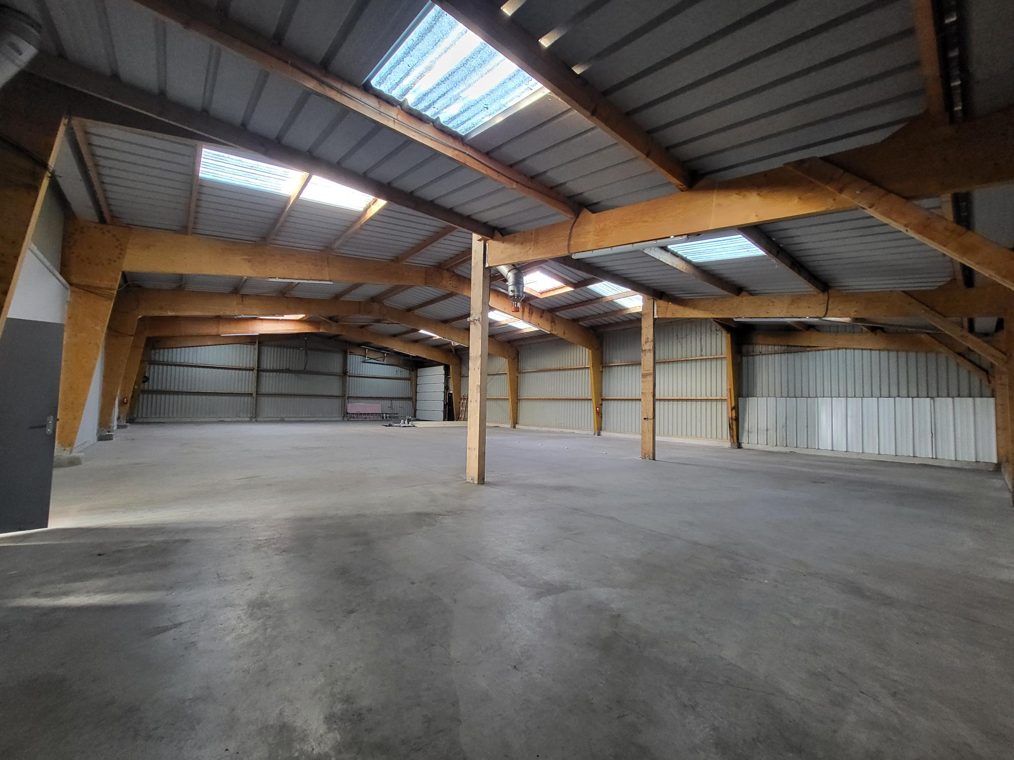 Local D&rsquo;activité 730m² – Loire authion