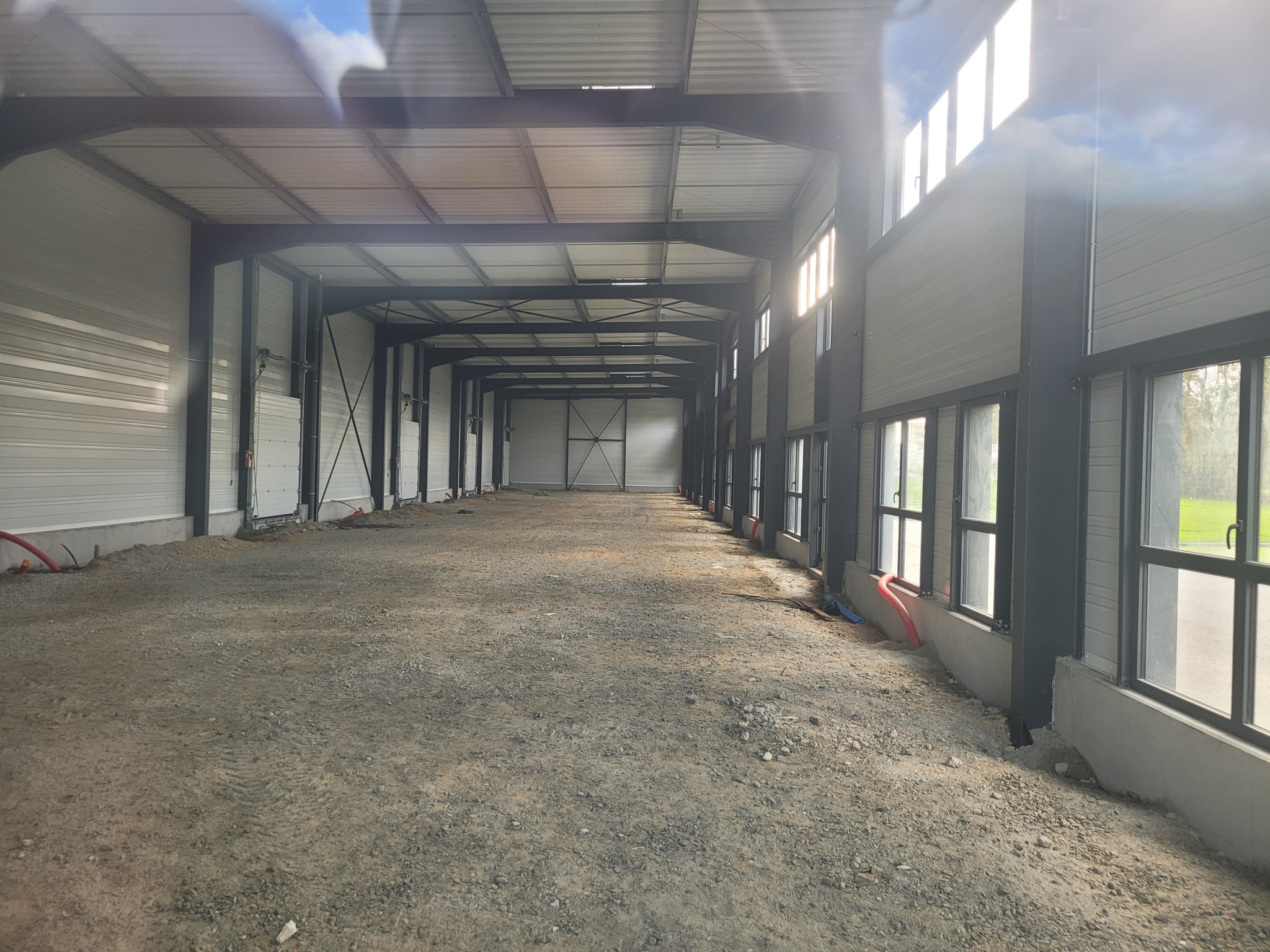 Local D&rsquo;activité 204.2m² – Grandchamp des fontaines