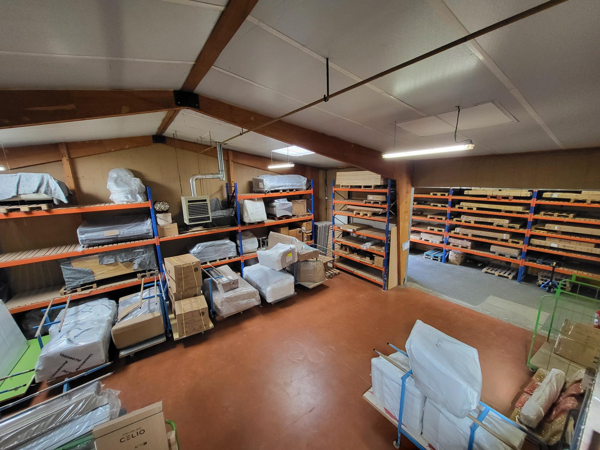 Local D’activité 600m² – Ecouflant Local D’activité 600m² – Ecouflant