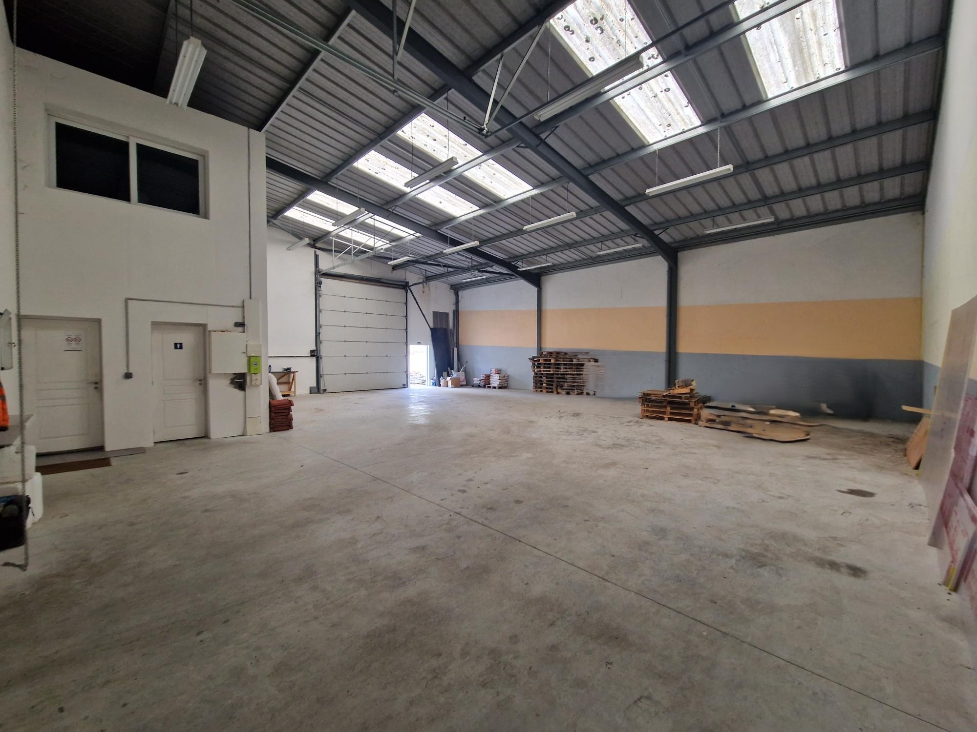 Local D&rsquo;activité 300m² – Cantenay epinard