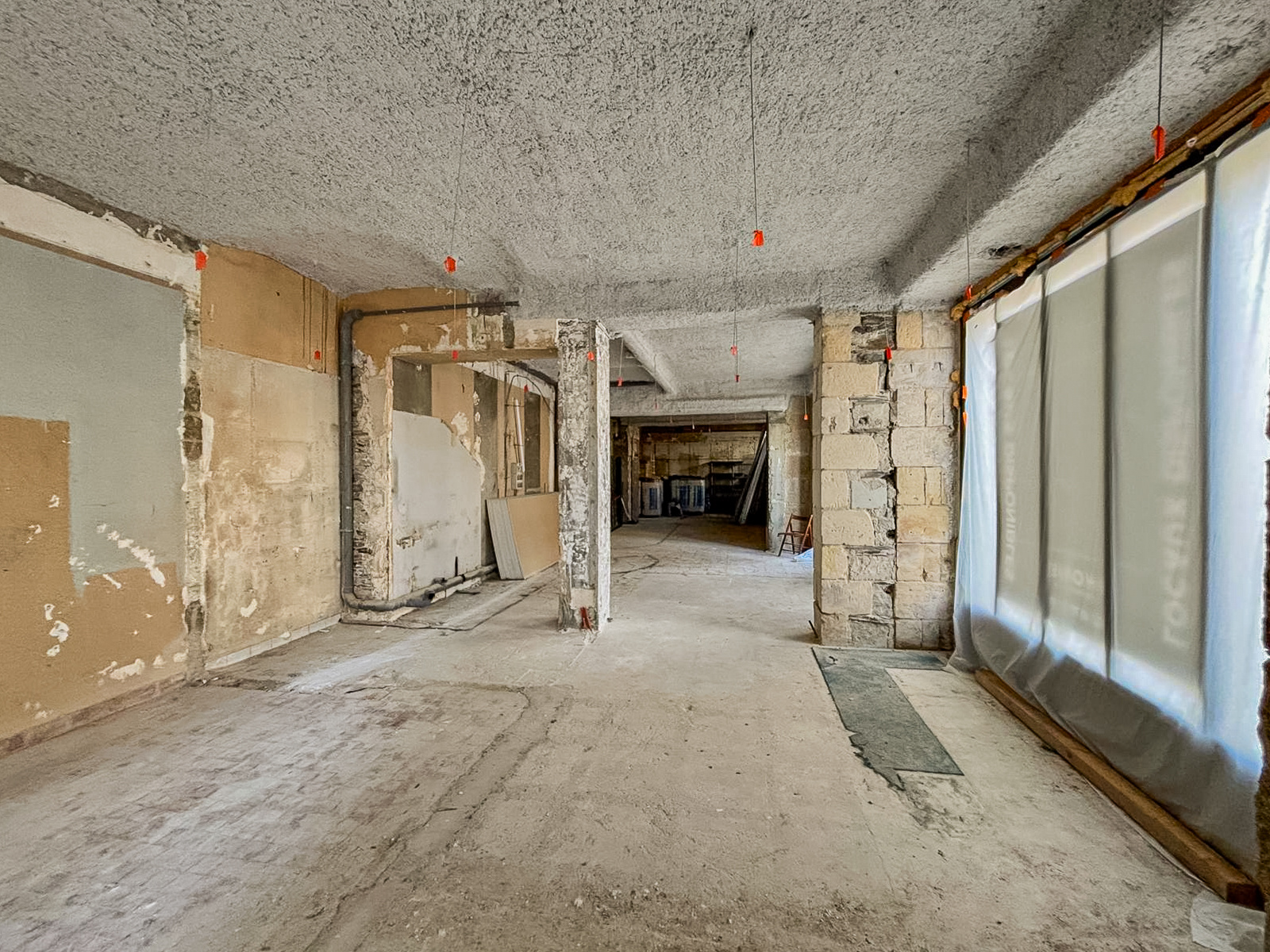 Local Commercial 110m² – Angers