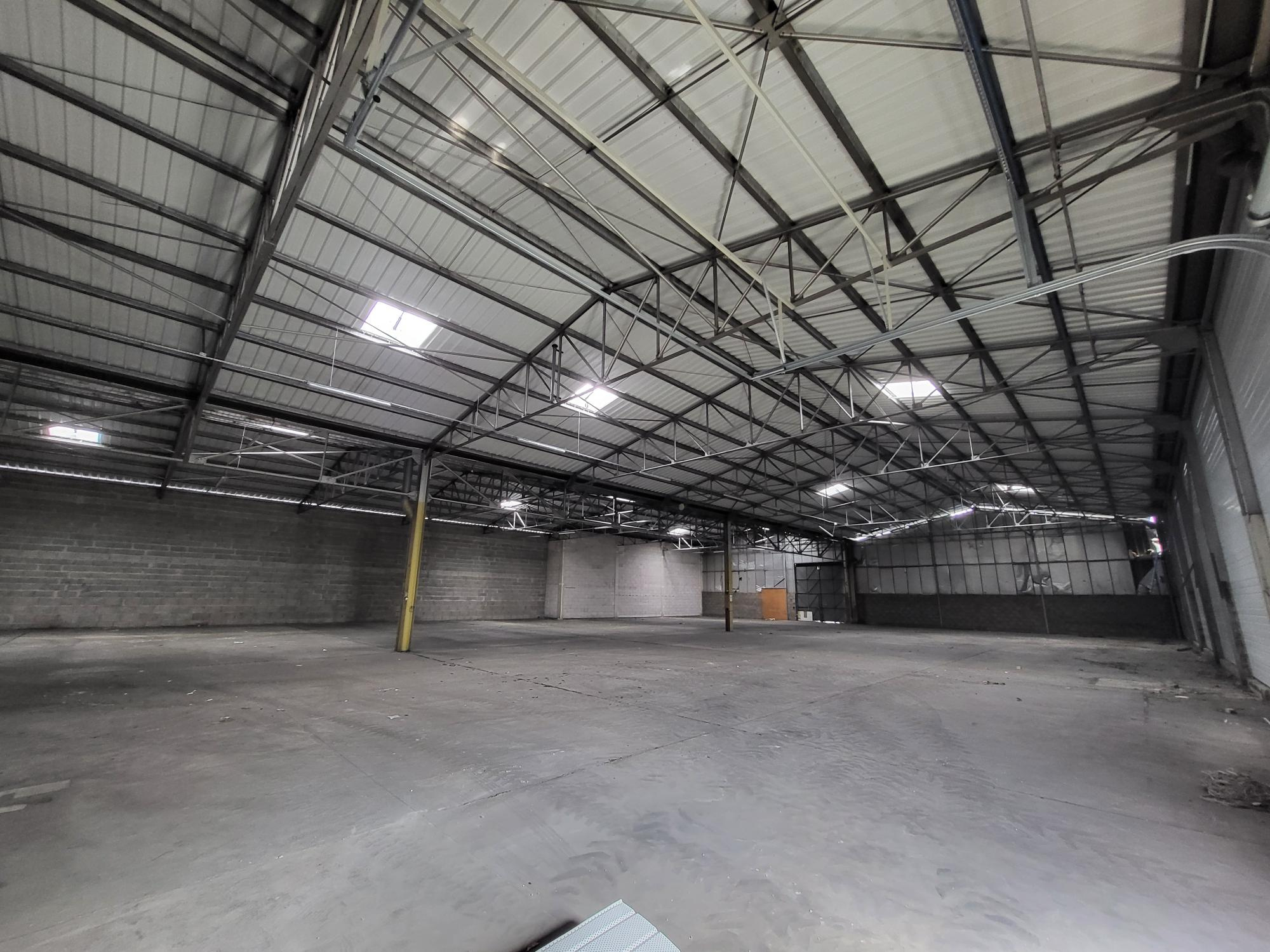 Local D’activité 1080m² – Angers Local D’activité 1080m² – Angers