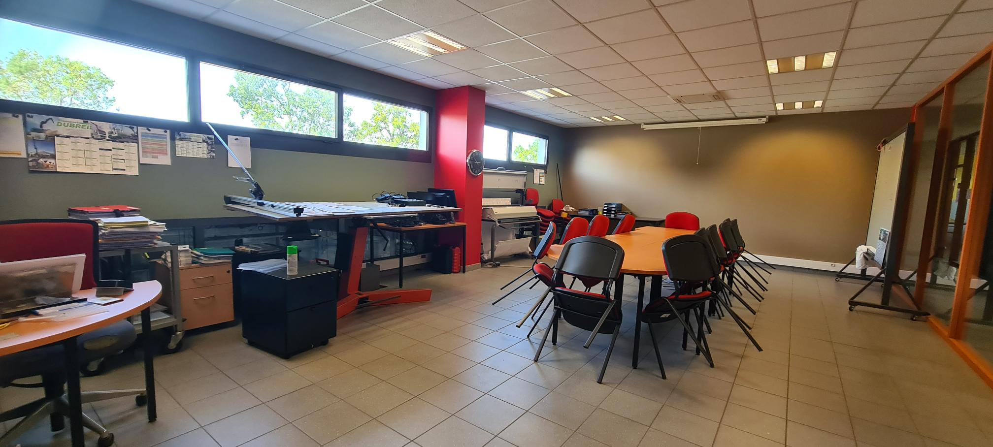 Local D&rsquo;activité 2300m² – Angers