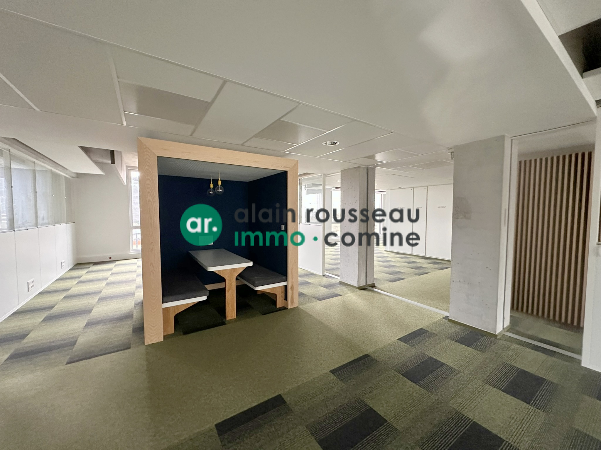 Bureaux 1275.6m² – Angers