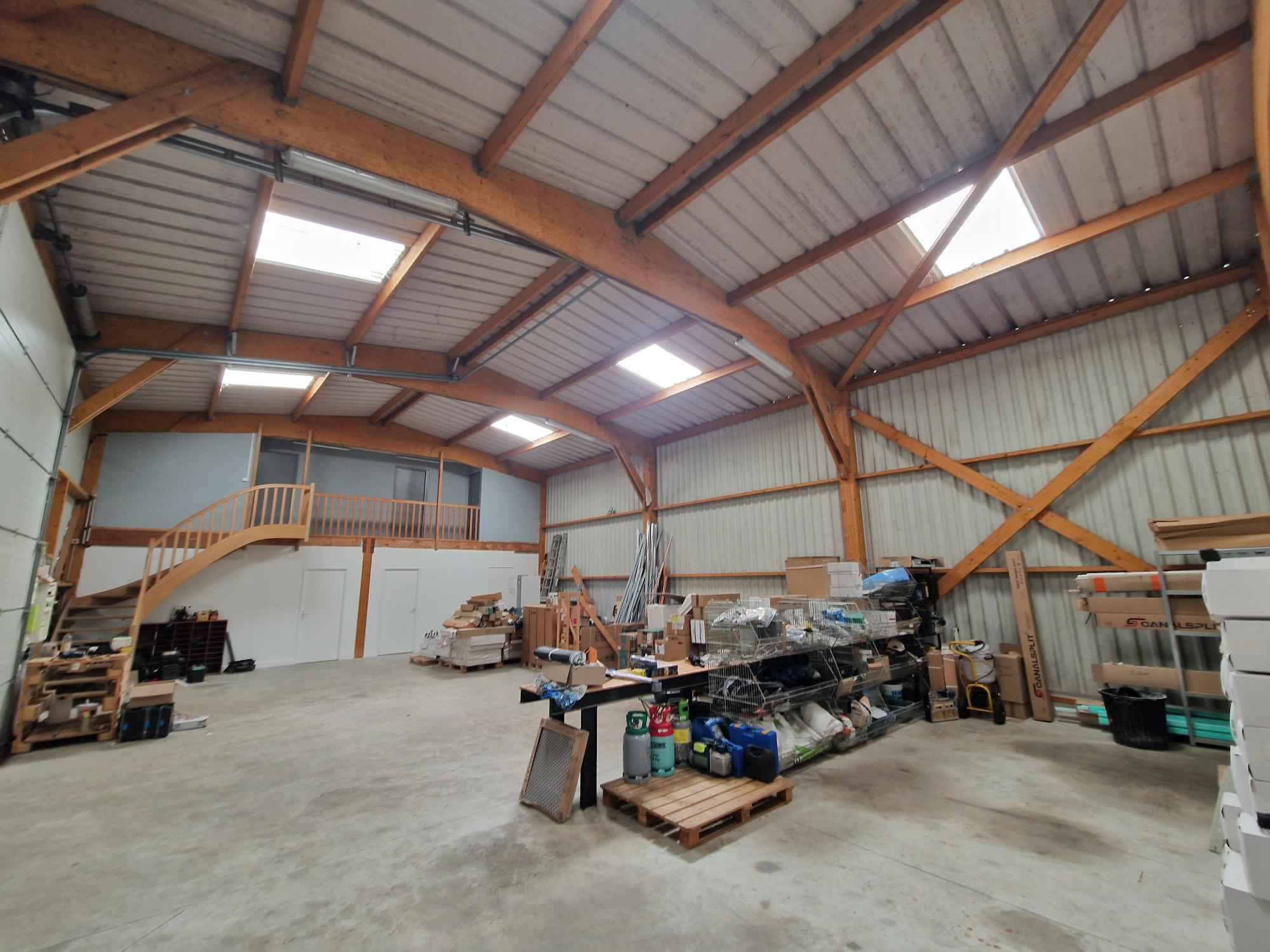 Local D&rsquo;activité 280m² – Loire authion