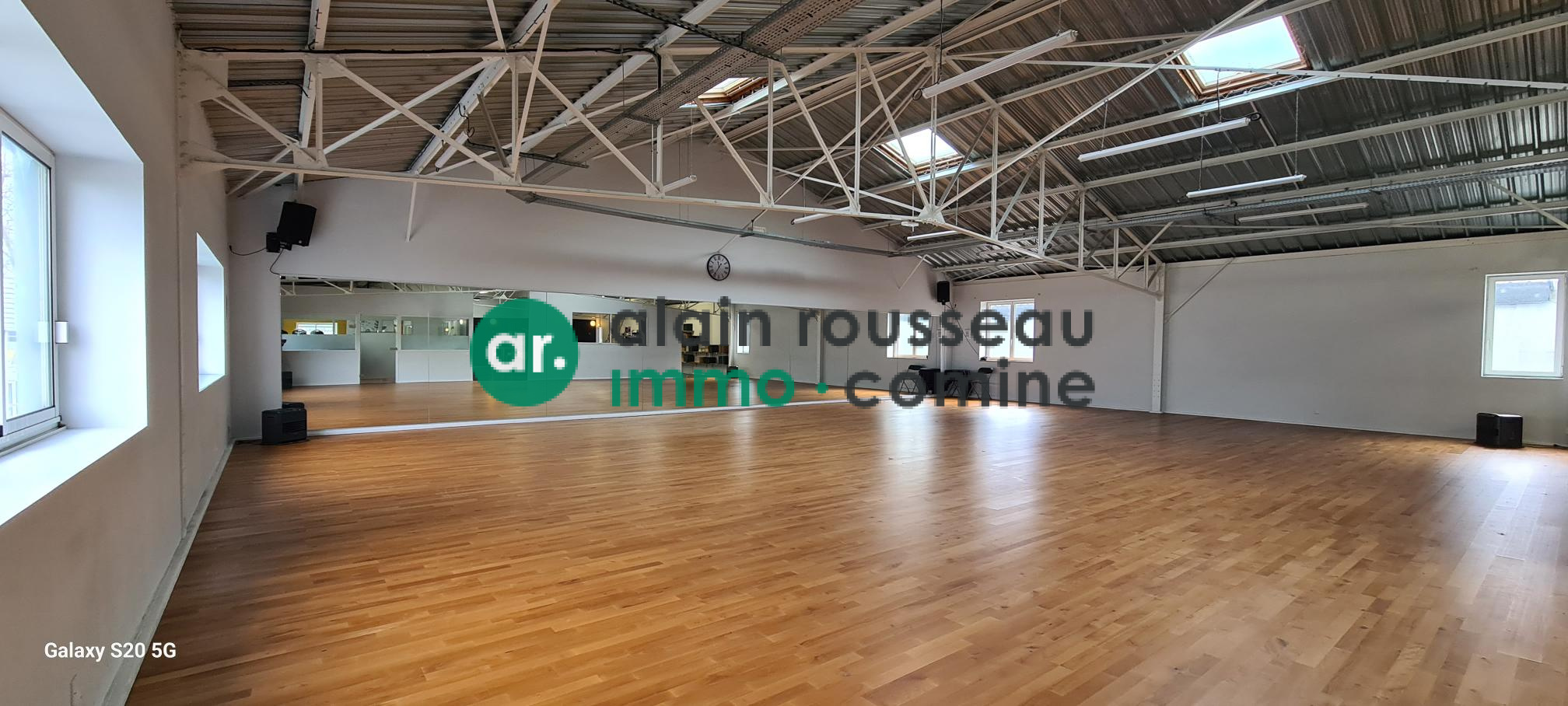 Local D’activité 411m² – Angers