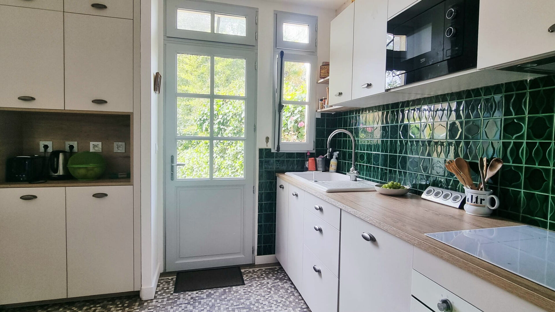 Maison 120m² –
ANGERS Maison 120m² –
ANGERS