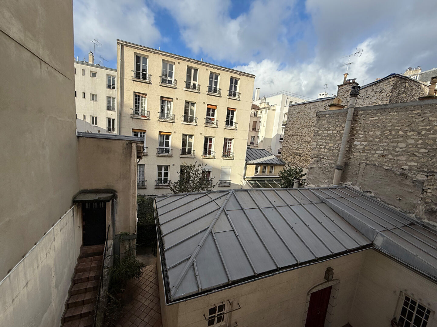 Appartement 14.41m² – 
PARIS