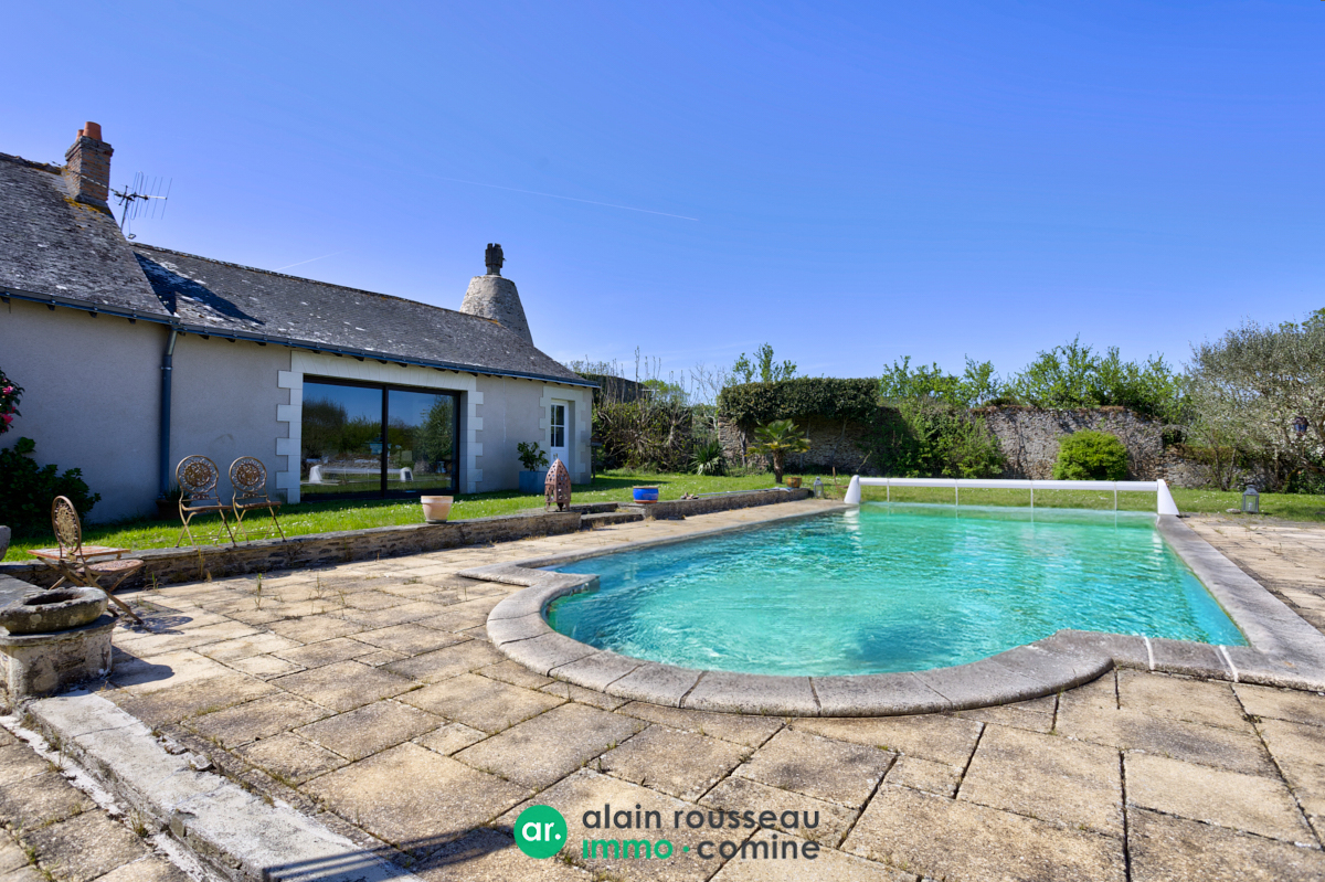 Maison 310m² – 
ROCHEFORT SUR LOIRE
