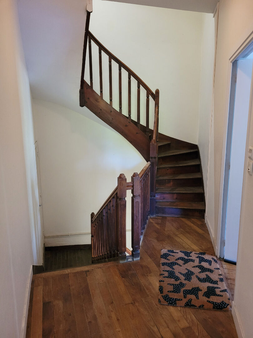Maison 220m² – 
NANTES