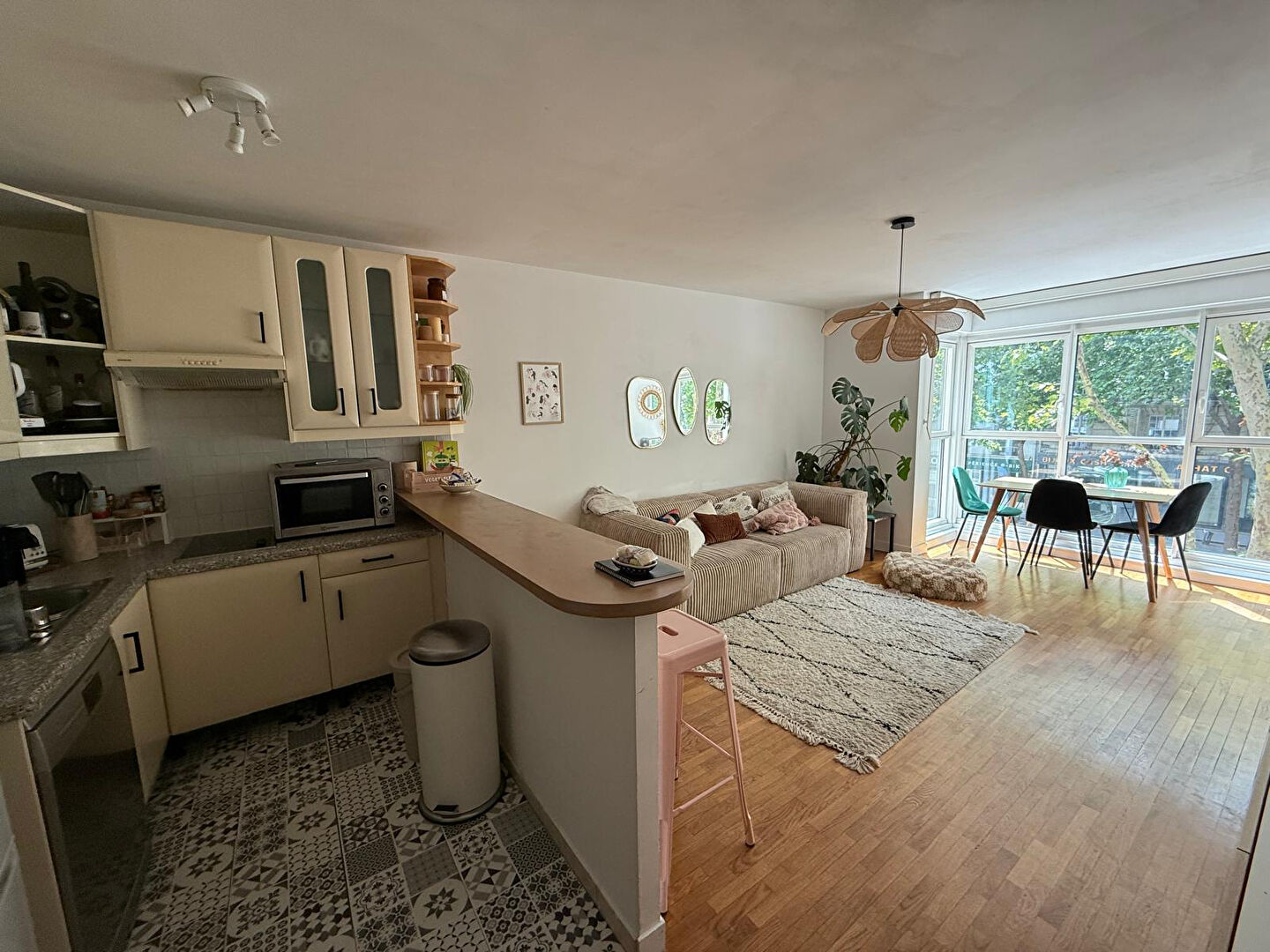 Appartement 56.54m² – 
PARIS