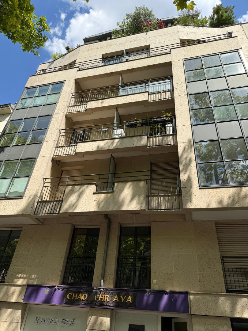 Appartement 56.54m² – 
PARIS