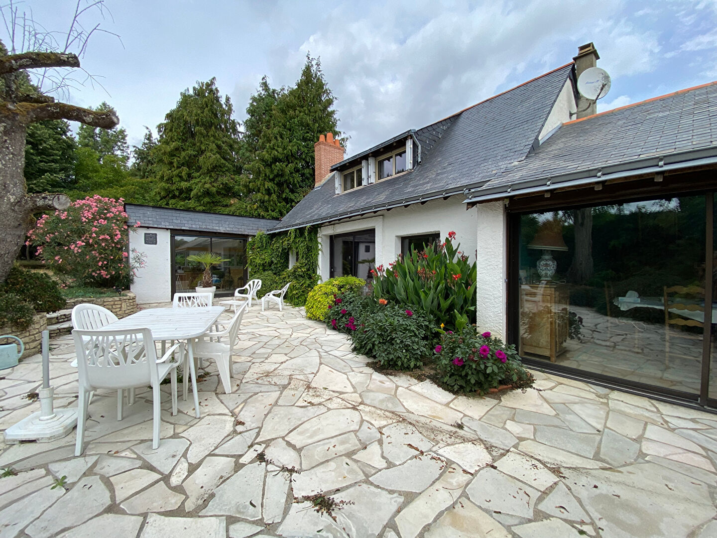 Maison 123.62m² – 
SOULAIRE ET BOURG