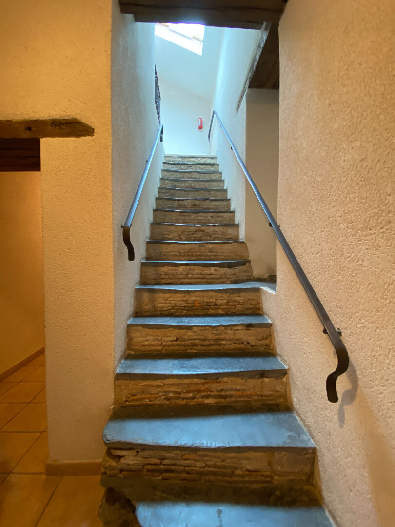 Immeuble 401m² –
PELLOUAILLES LES VIGNES Immeuble 401m² –
PELLOUAILLES LES VIGNES