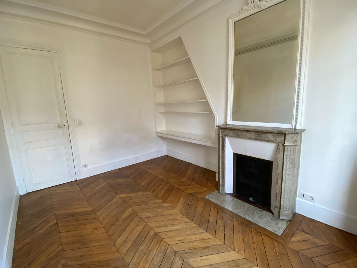 Appartement 54.56m² – 
PARIS