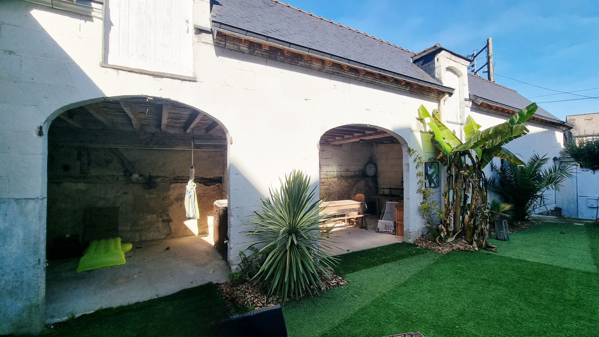 Maison 239m² – 
CHEFFES