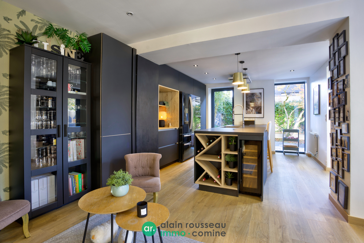 Maison 184m² – 
ANGERS