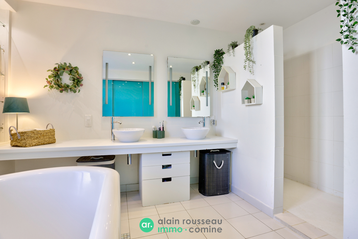 Maison 184m² – 
ANGERS