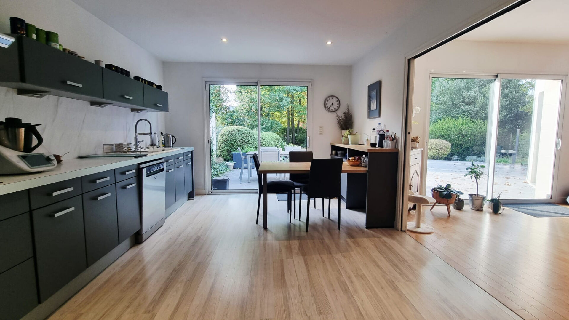 Maison 263m² – 
AVRILLE