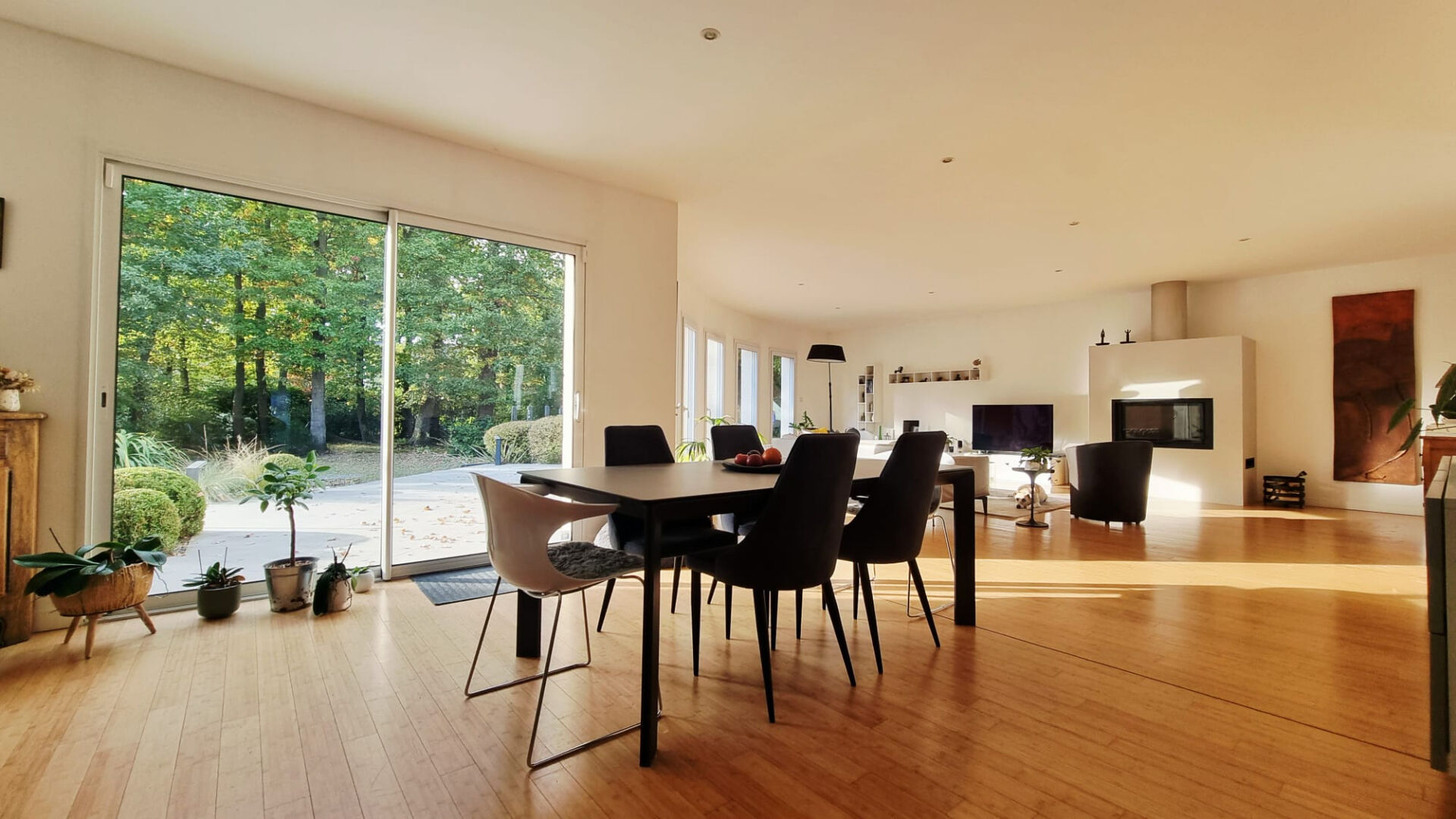 Maison 263m² –
AVRILLE Maison 263m² –
AVRILLE