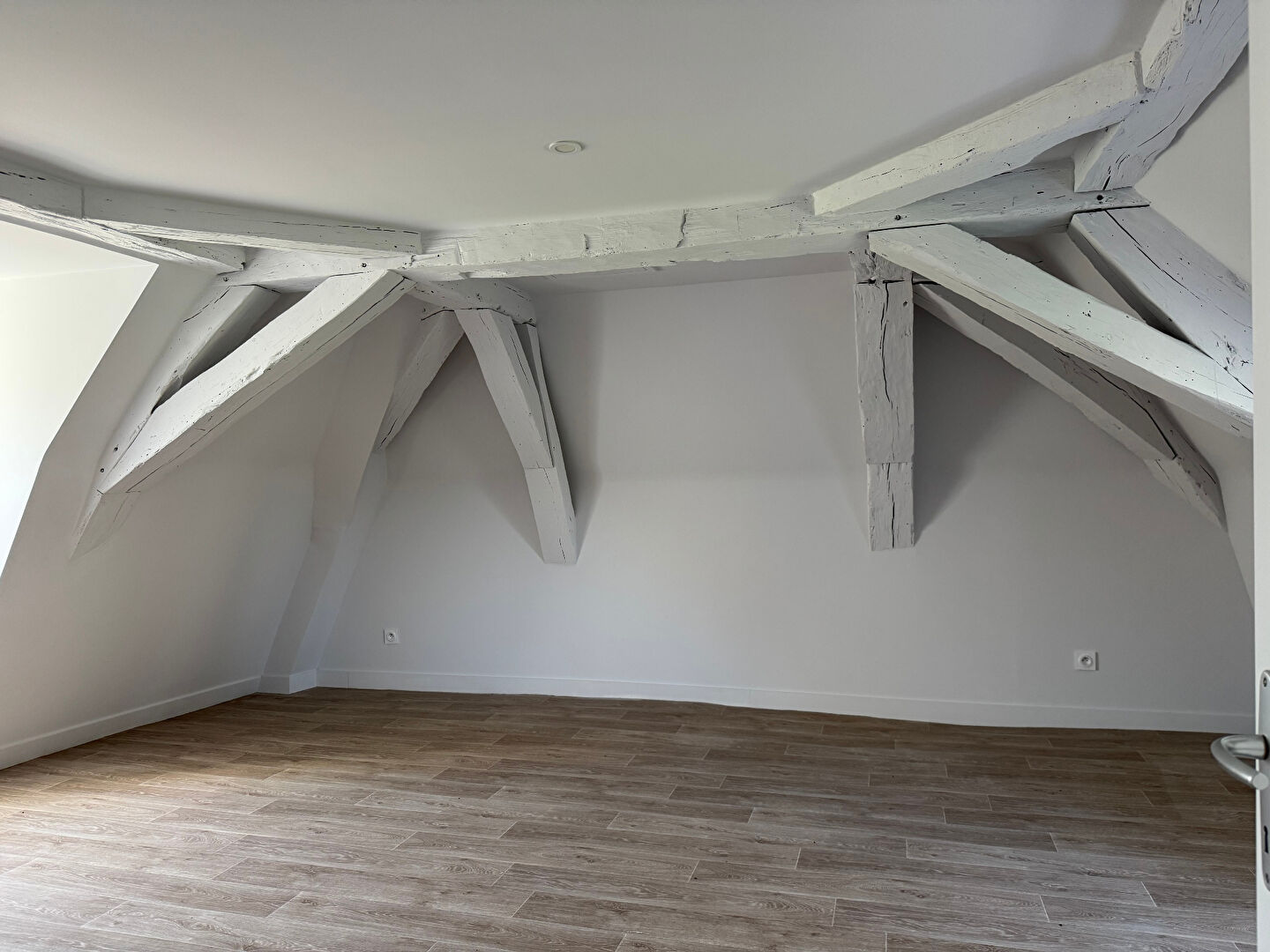 Maison 205m² –
SAINT BARTHELEMY D ANJOU Maison 205m² –
SAINT BARTHELEMY D ANJOU