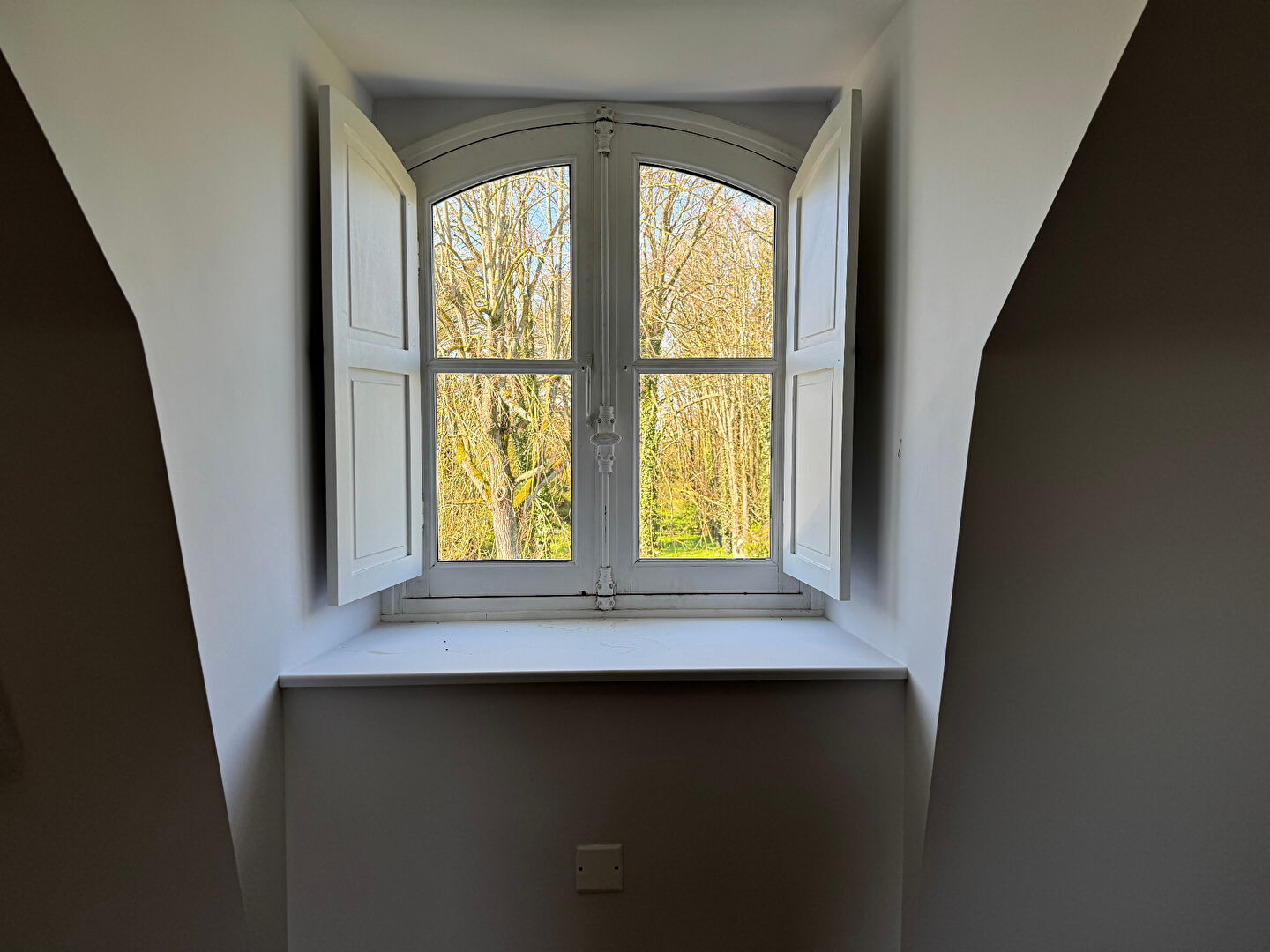 Maison 205m² –
SAINT BARTHELEMY D ANJOU Maison 205m² –
SAINT BARTHELEMY D ANJOU