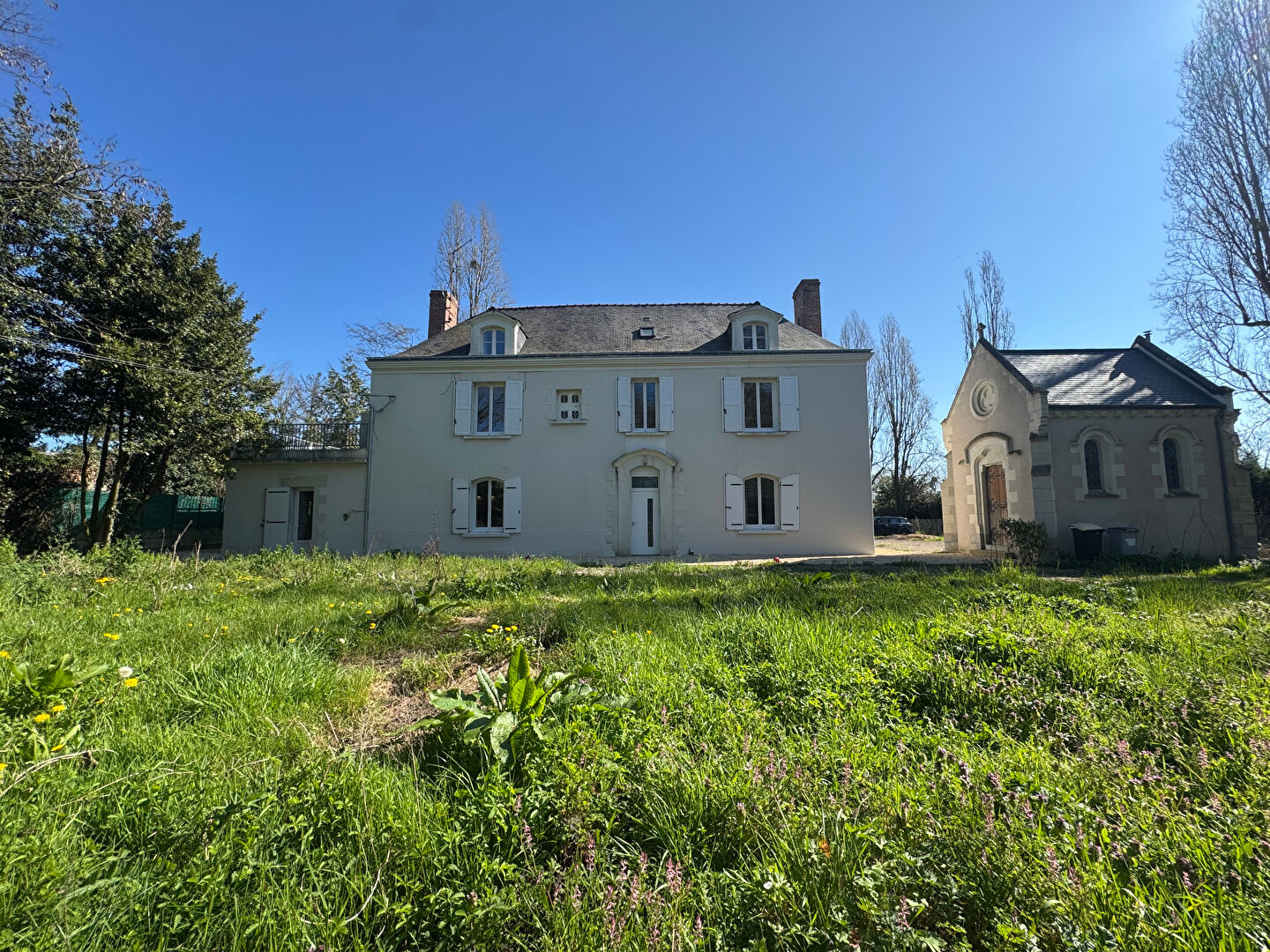 Maison 205m² –
SAINT BARTHELEMY D ANJOU Maison 205m² –
SAINT BARTHELEMY D ANJOU