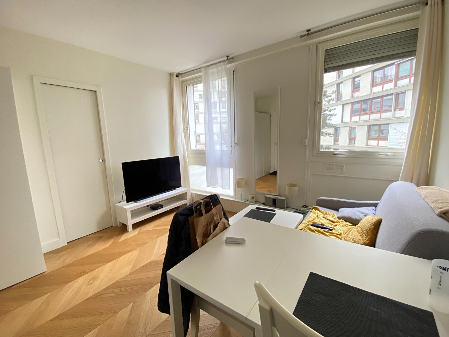 Appartement 27.47m² –
PARIS Appartement 27.47m² –
PARIS