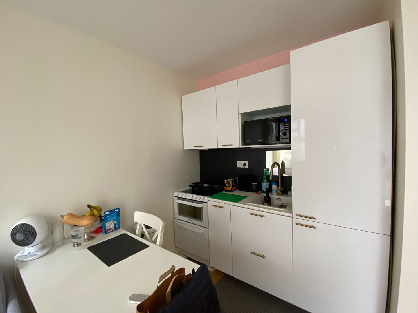 Appartement 27.47m² –
PARIS Appartement 27.47m² –
PARIS