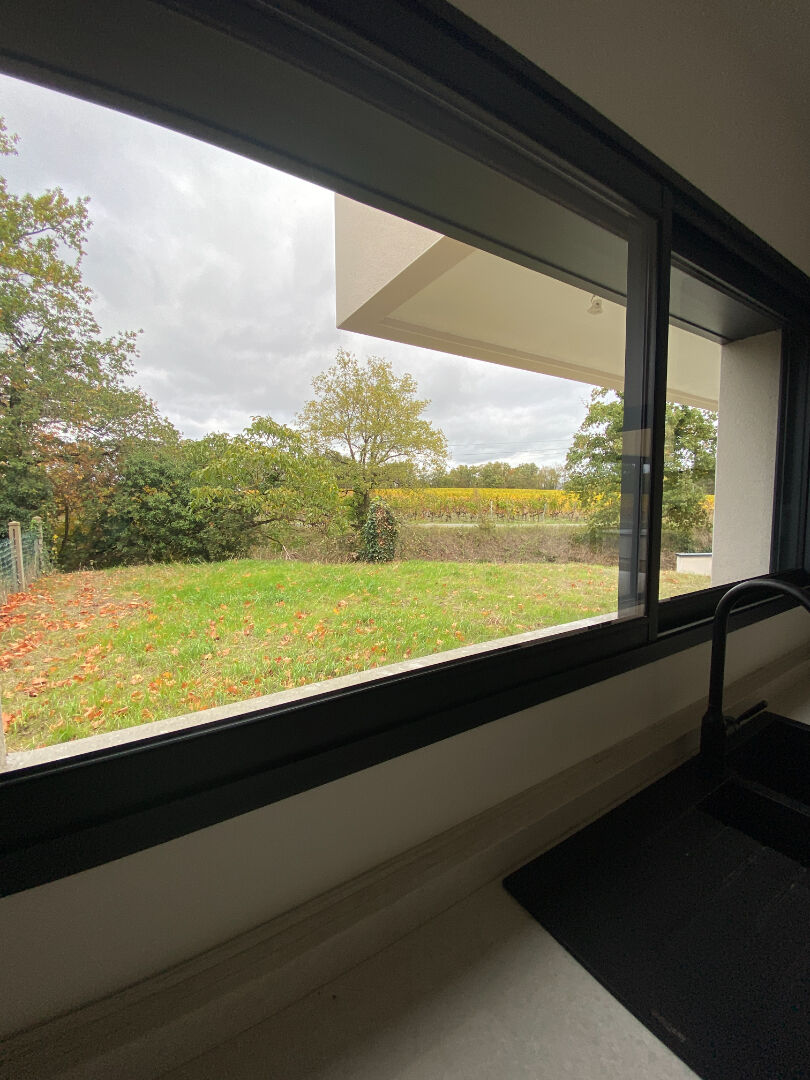 Maison 165m² –
LES GARENNES SUR LOIRE Maison 165m² –
LES GARENNES SUR LOIRE