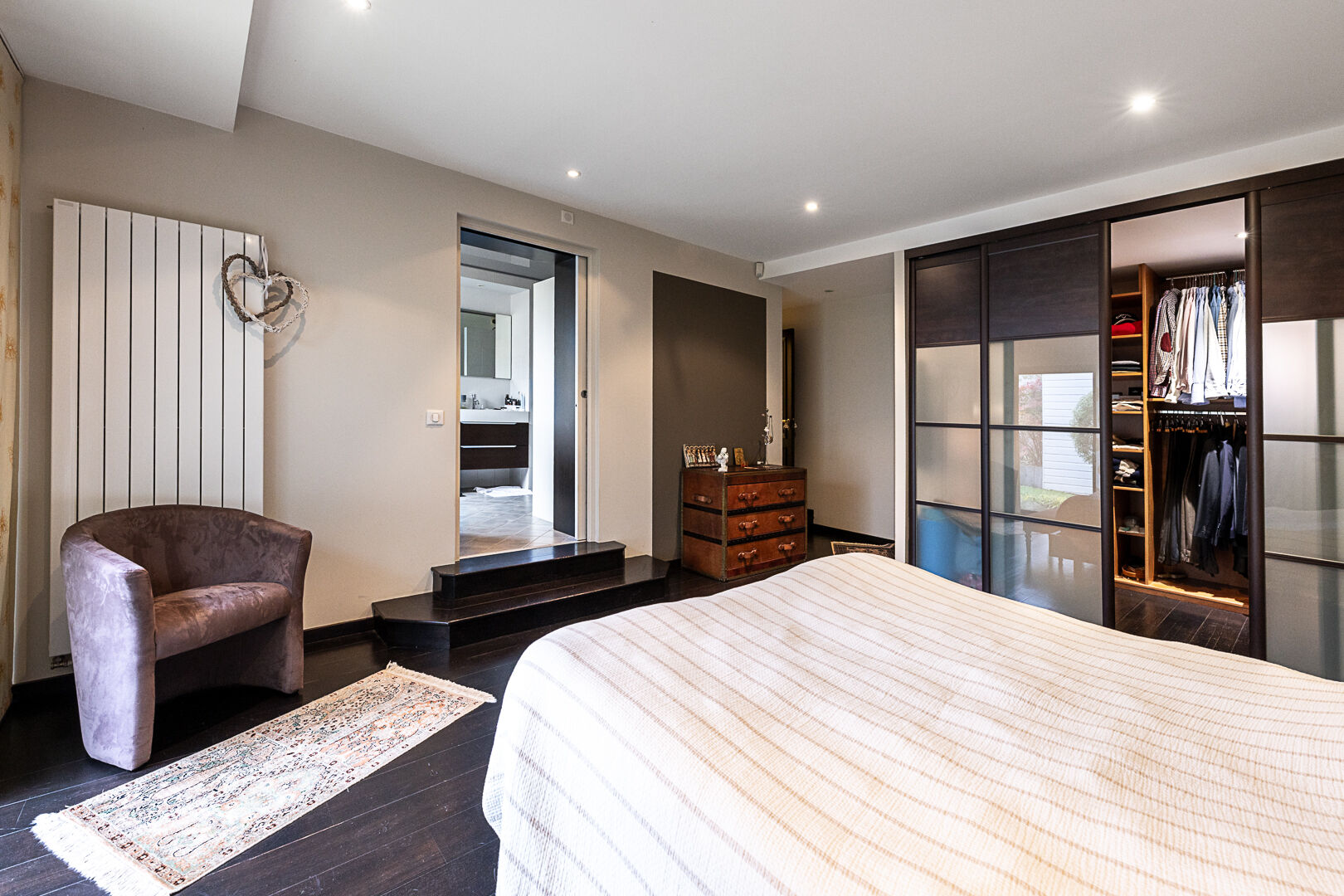 Maison 253m² – 
MURS ERIGNE