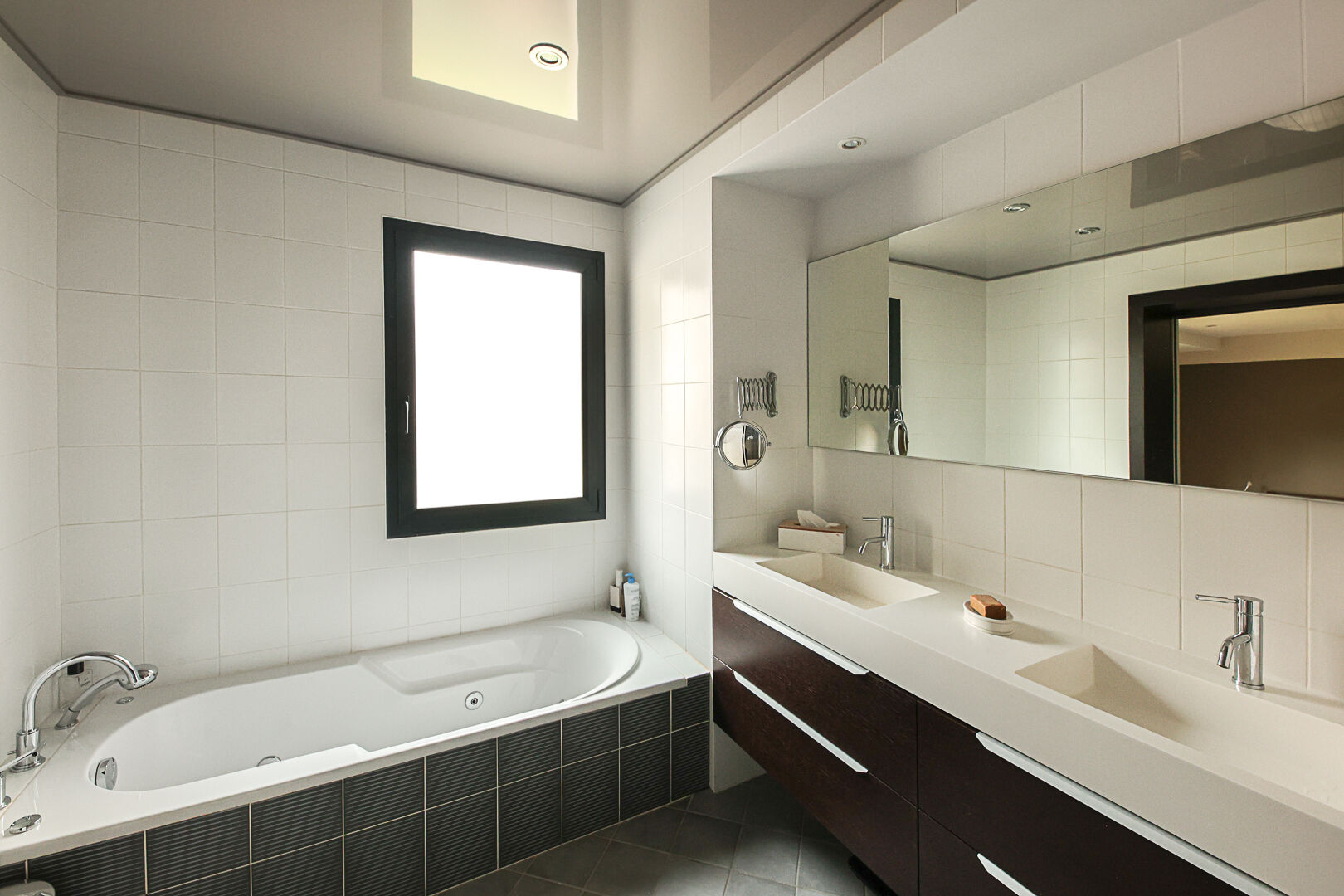 Maison 253m² – 
MURS ERIGNE