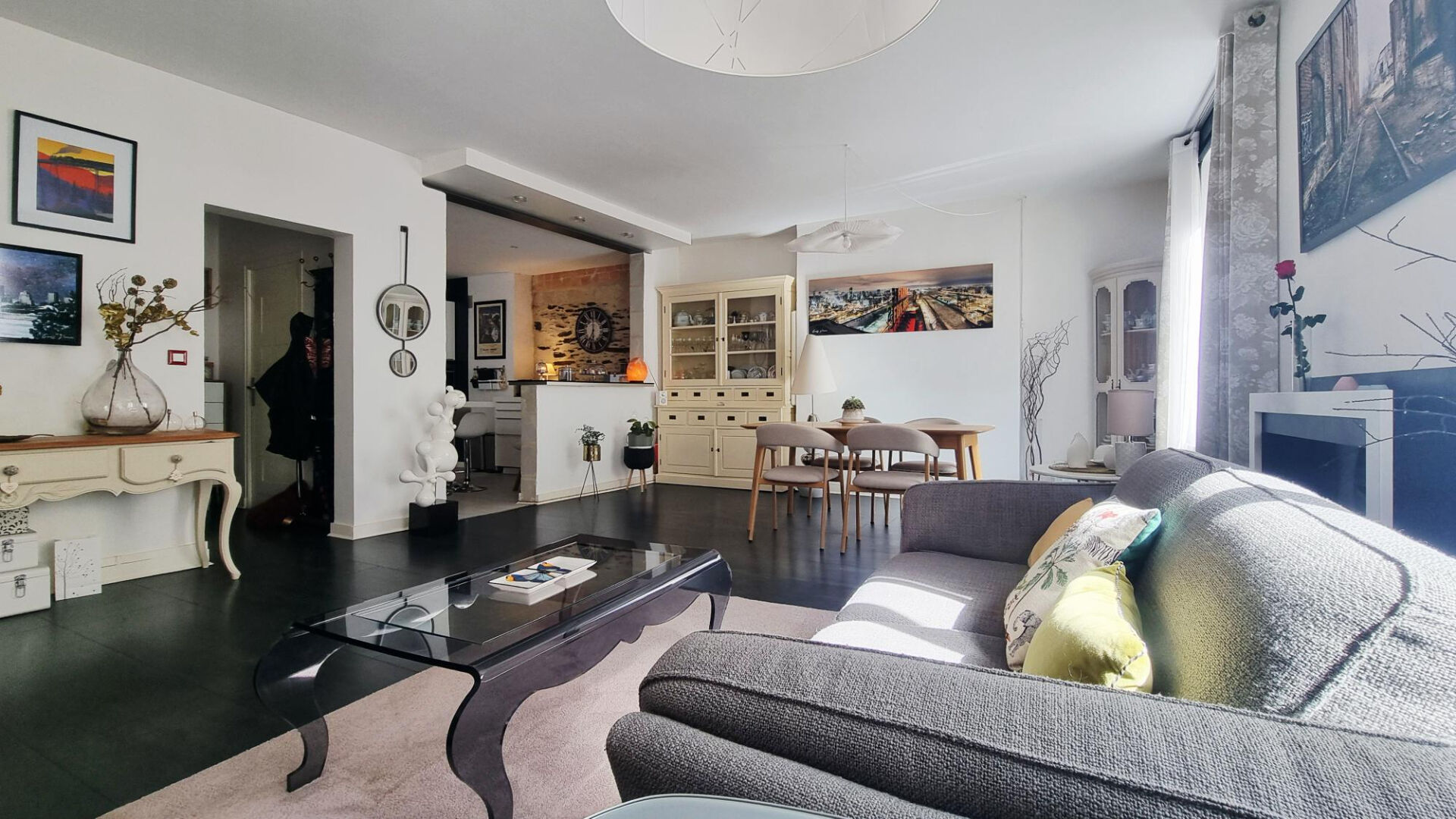 Appartement 107.11m² – 
ANGERS