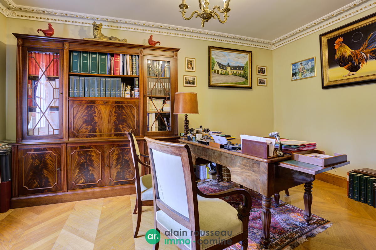 Maison 350m² – 
MIRE