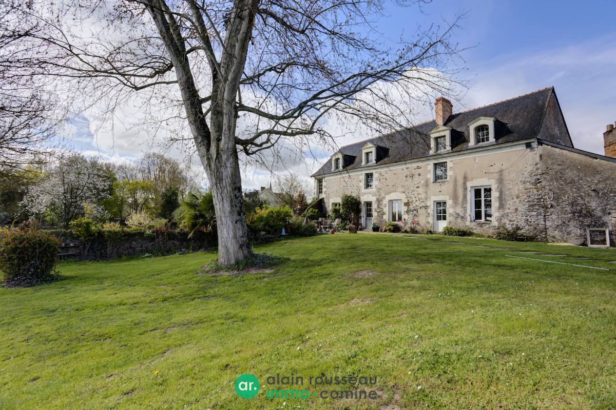 Maison 266m² –
Behuard Maison 266m² –
Behuard