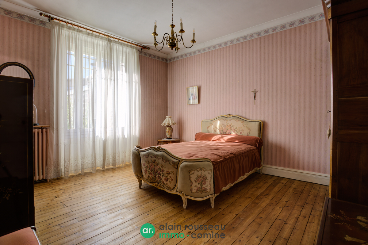 Maison 184m² – 
ANGERS