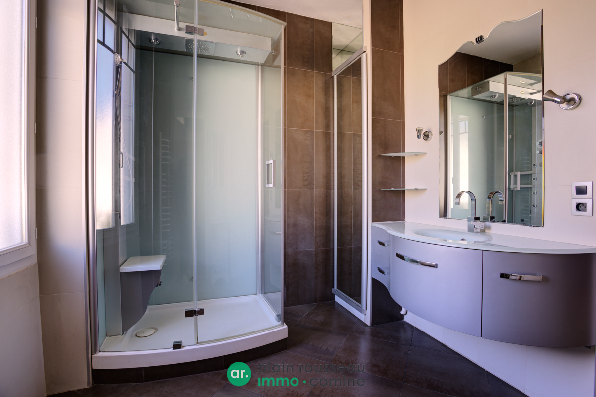 Maison 184m² – 
ANGERS