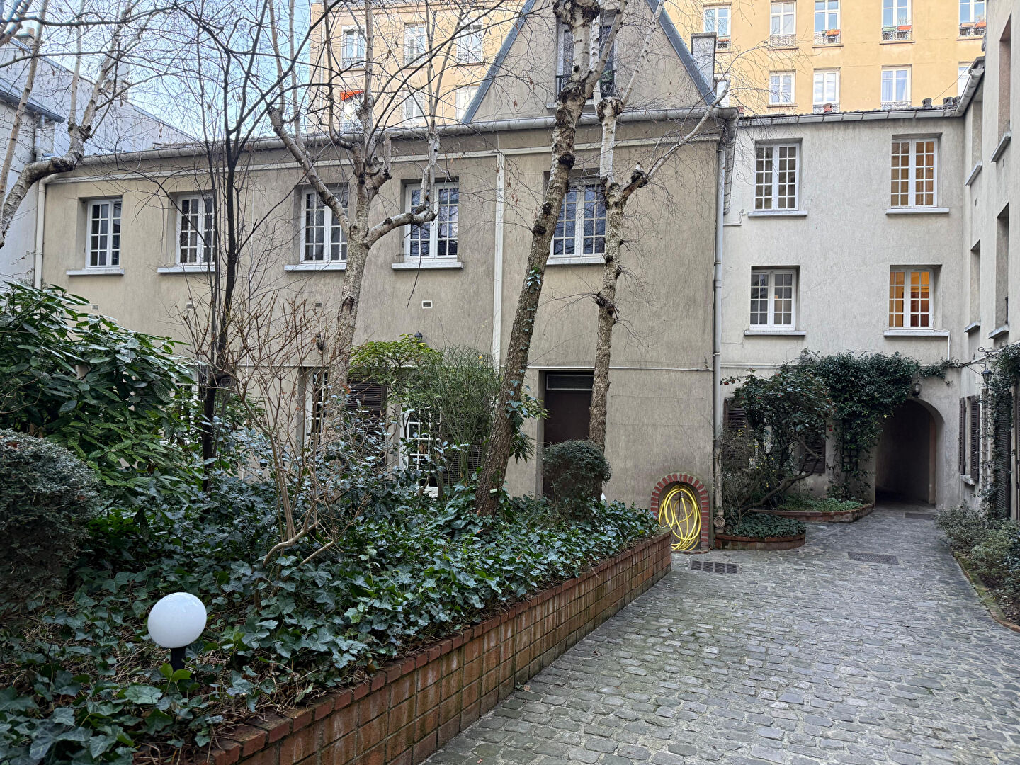 Appartement 27m² – 
PARIS