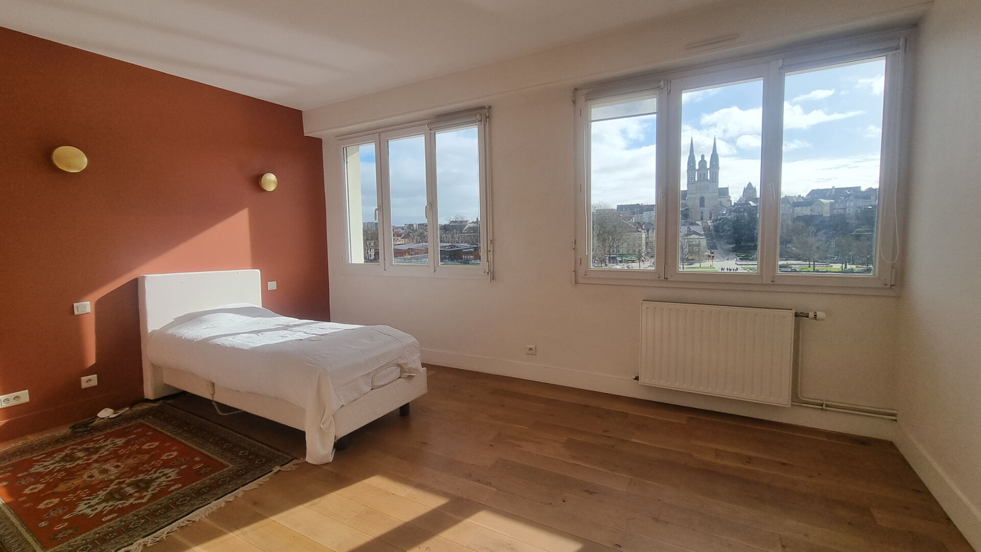 Appartement 165.49m² –
ANGERS Appartement 165.49m² –
ANGERS