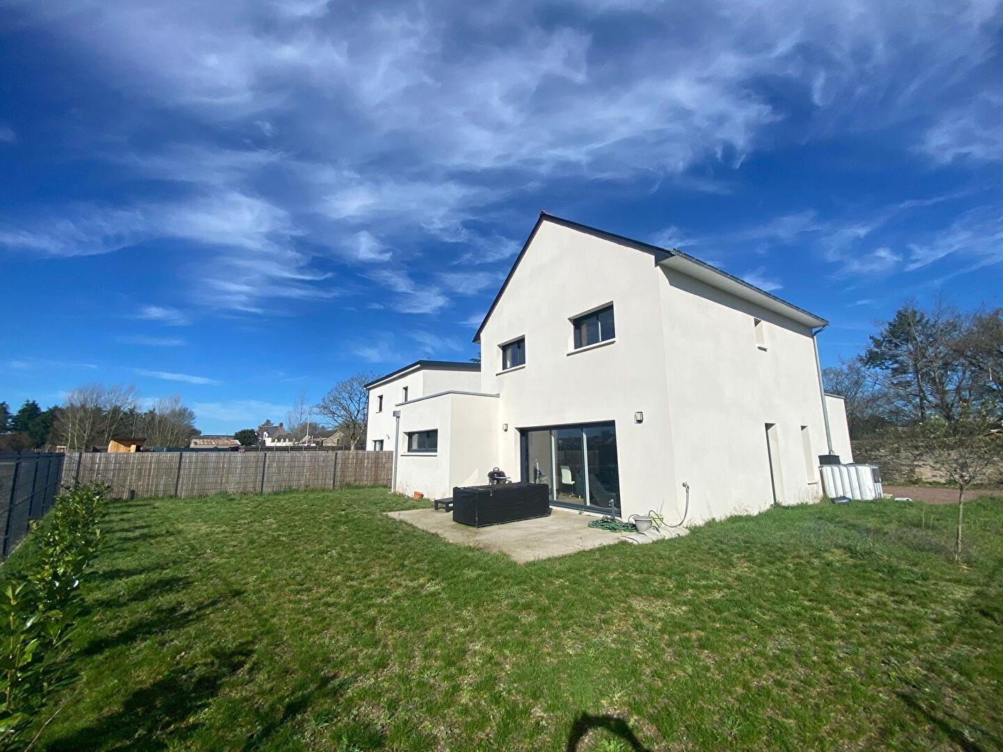 Maison 134m² –
SAINTE GEMMES SUR LOIRE Maison 134m² –
SAINTE GEMMES SUR LOIRE