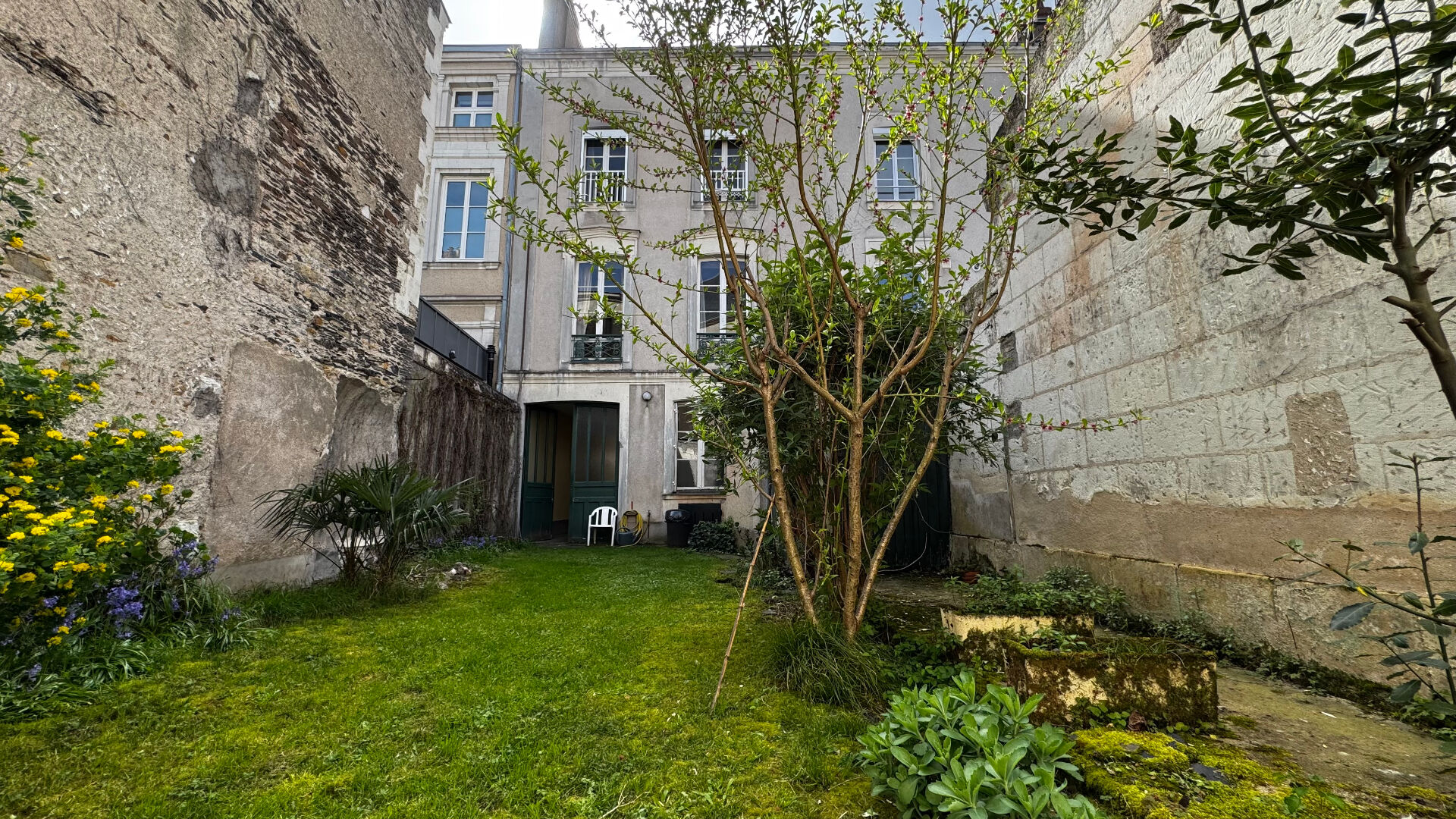 Maison 197m² –
ANGERS Maison 197m² –
ANGERS