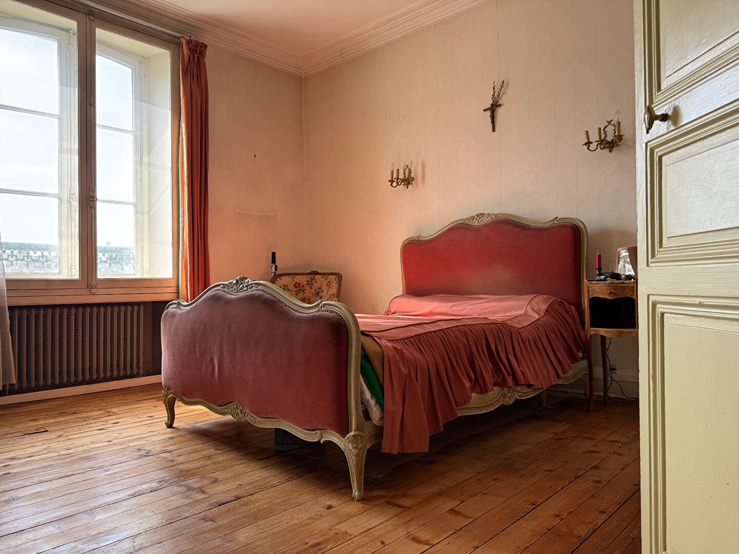 Maison 197m² –
ANGERS Maison 197m² –
ANGERS