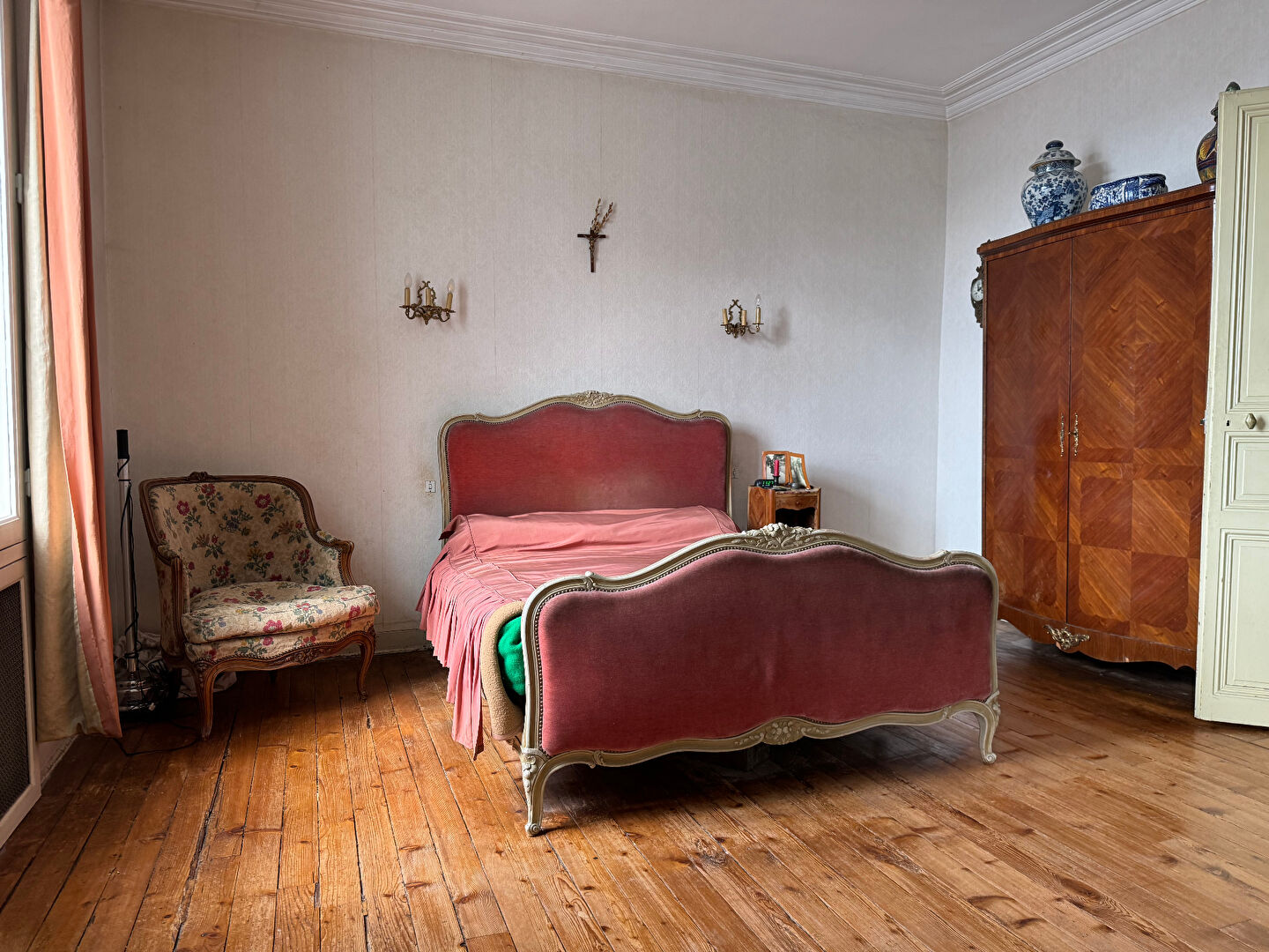 Maison 197m² –
ANGERS Maison 197m² –
ANGERS