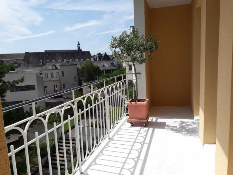 Appartement 75.7m² – 
ANGERS