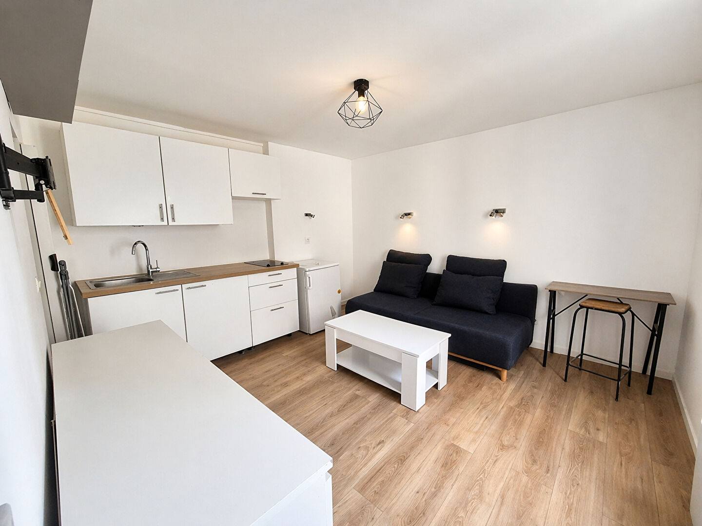 Appartement 15.19m² – 
Paris