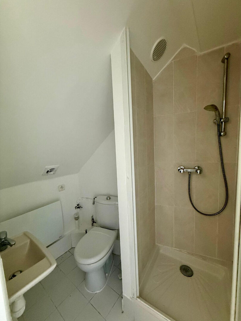 Appartement 25m² – 
PARIS