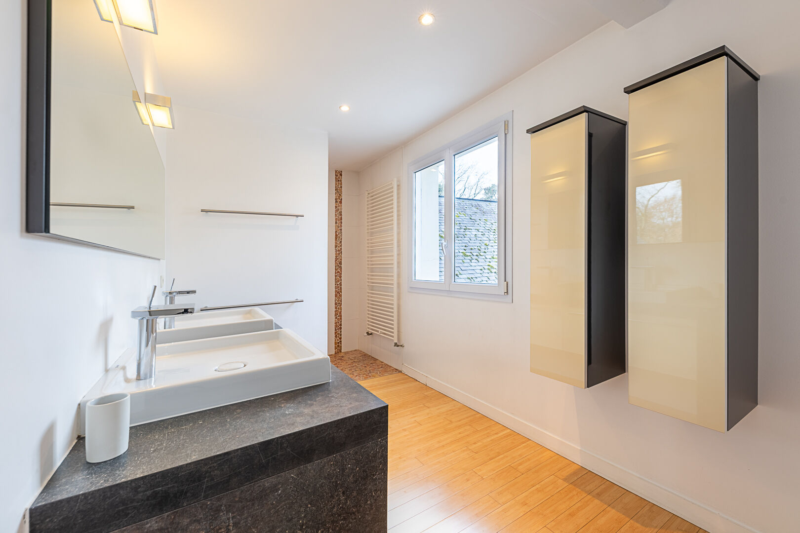 Maison 263m² – 
AVRILLE