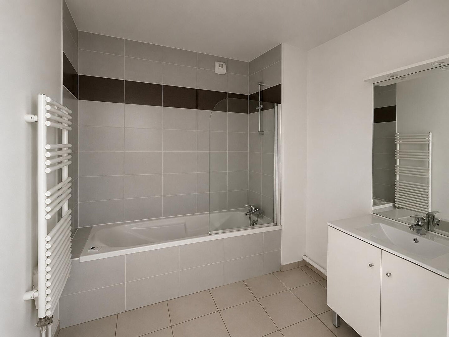 Appartement 72m² – 
AVRILLE
