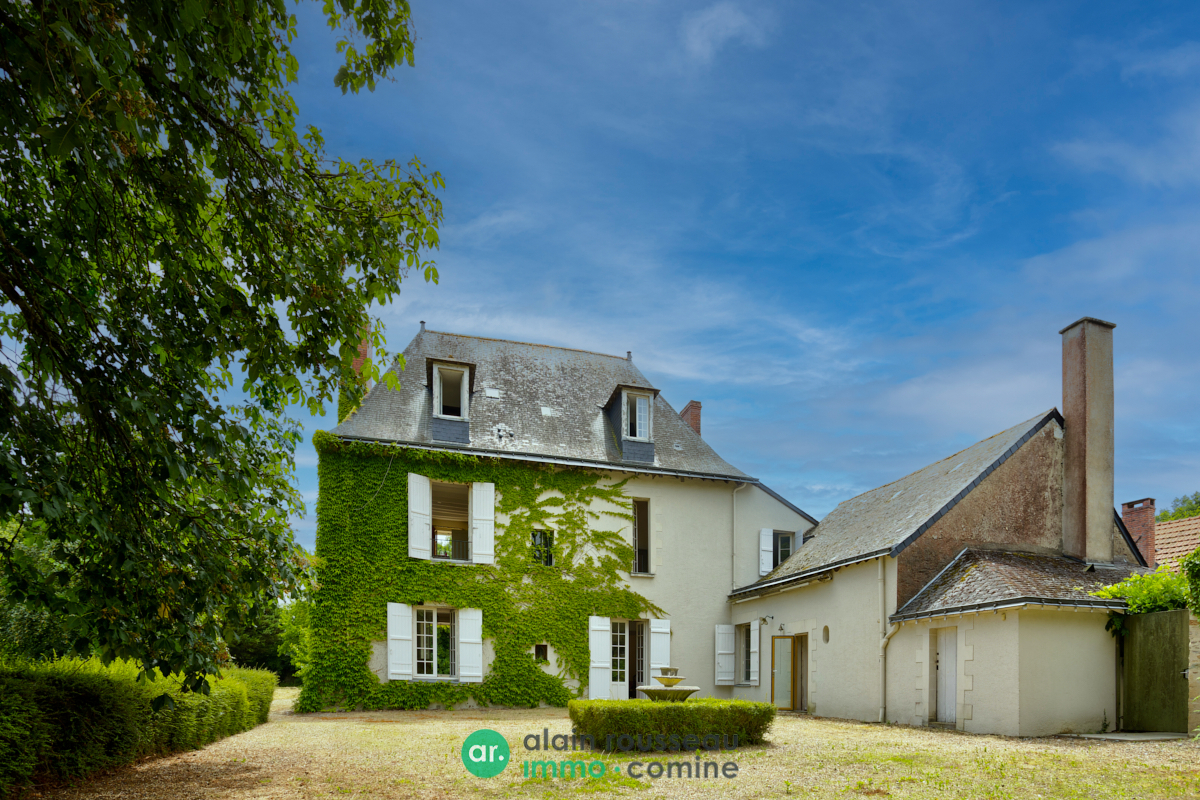 Maison 349m² – 
BOUCHEMAINE